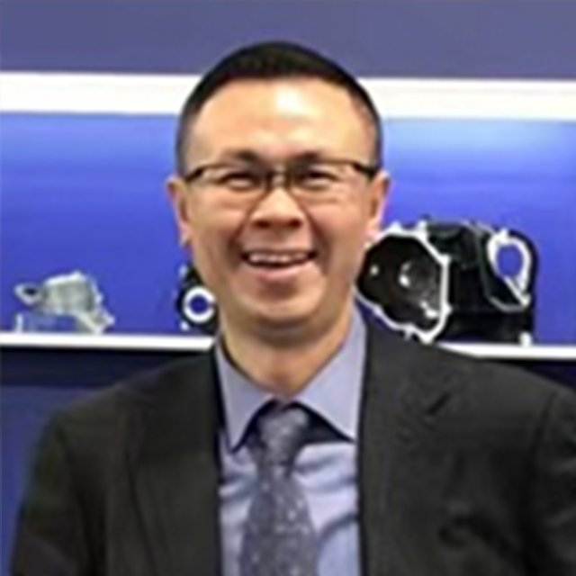 李文龙