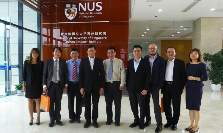 新加坡贸工部政务部长张思乐莅临新国大苏研院指导工作
